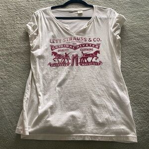 Levi’s women’s white tshirt size large